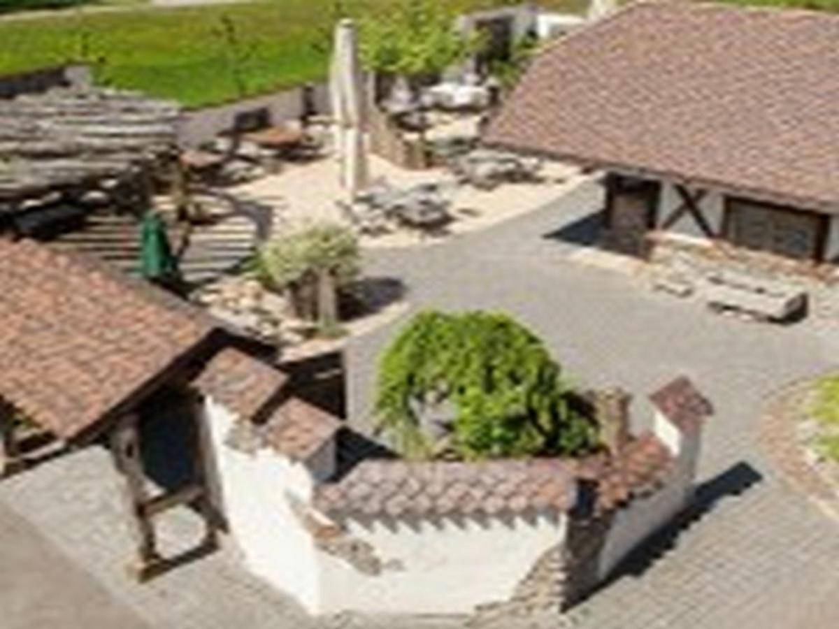 Landgasthaus Gruener Baum Simonswald Exterior foto